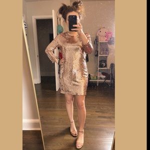 NWT Lulu’s Rose Gold Dress 🌟